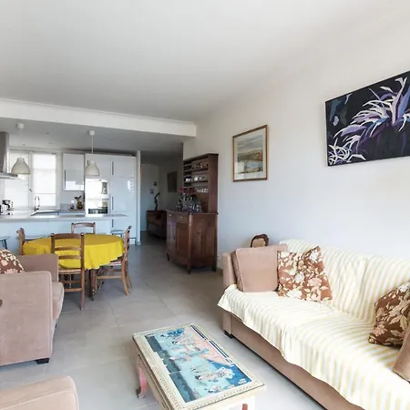 Fleurs De Furnished Flat *