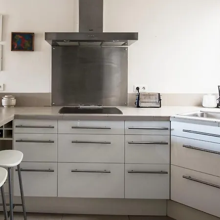 Fleurs De Furnished Flat * Nicea