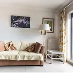 Fleurs De Furnished Flat *